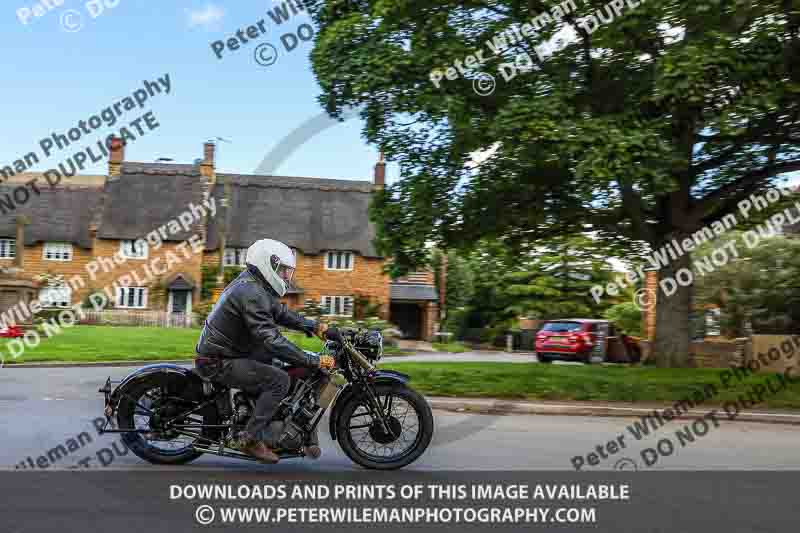 Vintage motorcycle club;eventdigitalimages;no limits trackdays;peter wileman photography;vintage motocycles;vmcc banbury run photographs